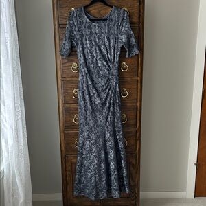 Formal Short Sleeve Gray Sparkle/Lace Mother of Bride/Groom Dress Size 12